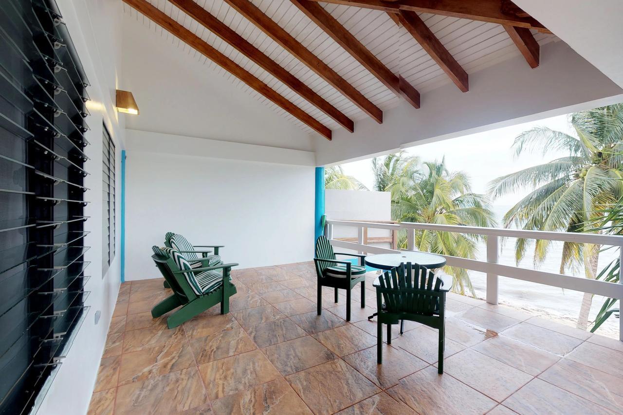 Condo #31 @ Beachside Villas Placencia Kültér fotó